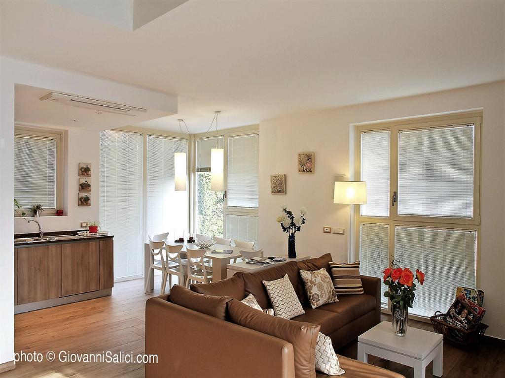 Ferienwohnung Residenza Simona Mezzegra Exterior foto
